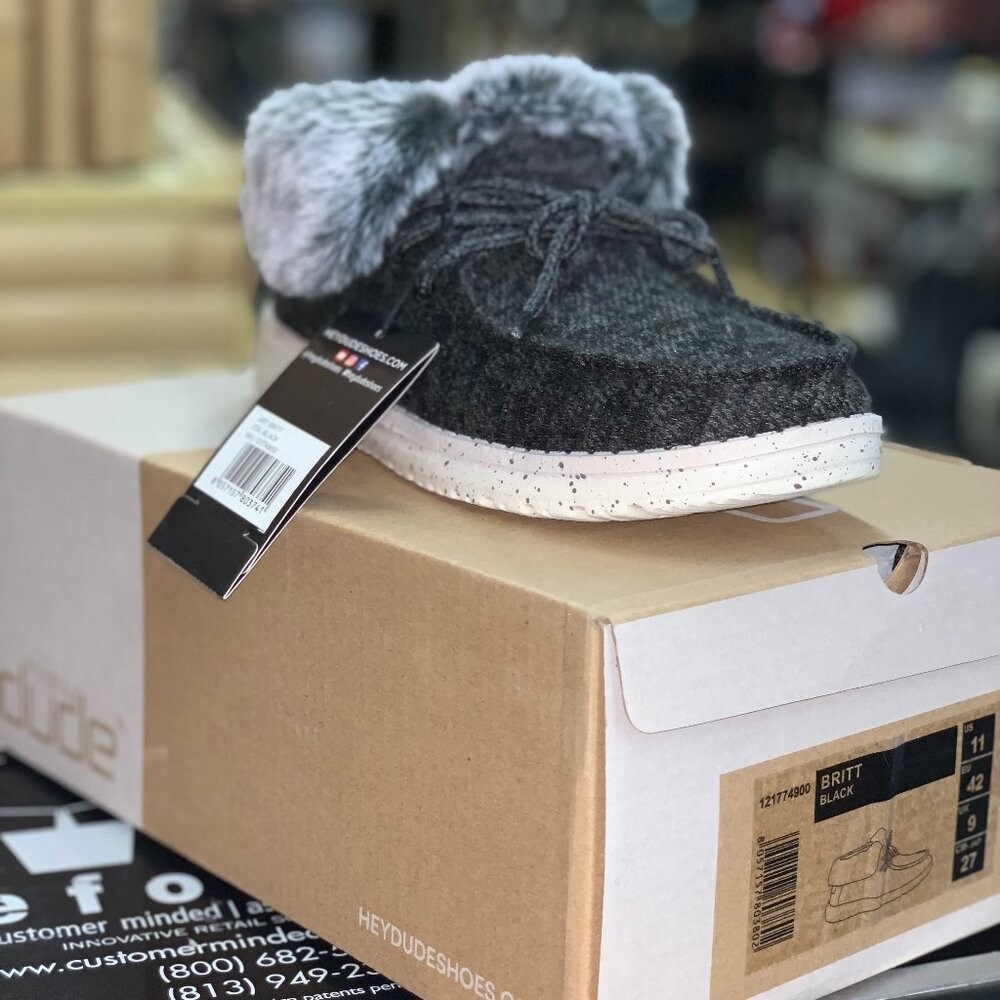 NWT HEY DUDE WOMEN'S BRITT - BLACK!